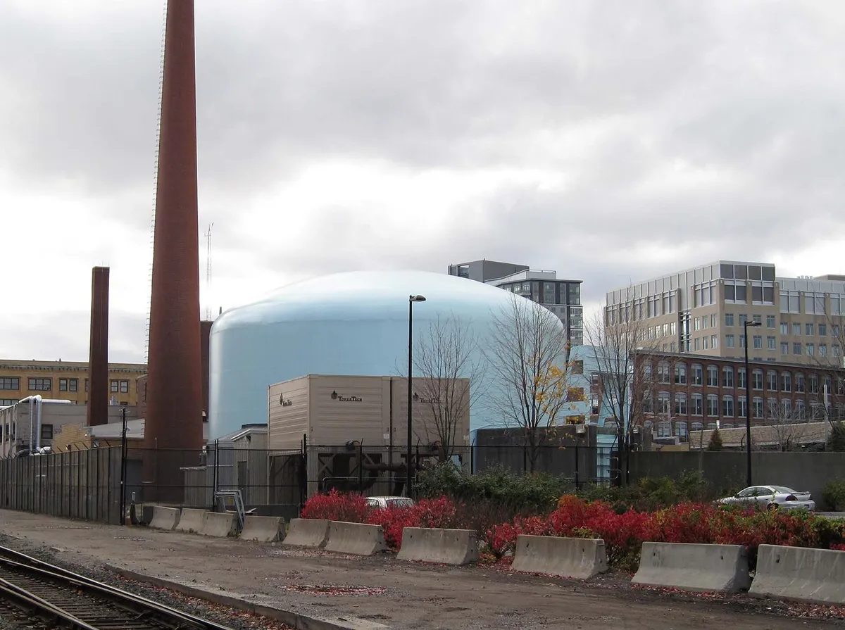 nuclear reactor cooling tower