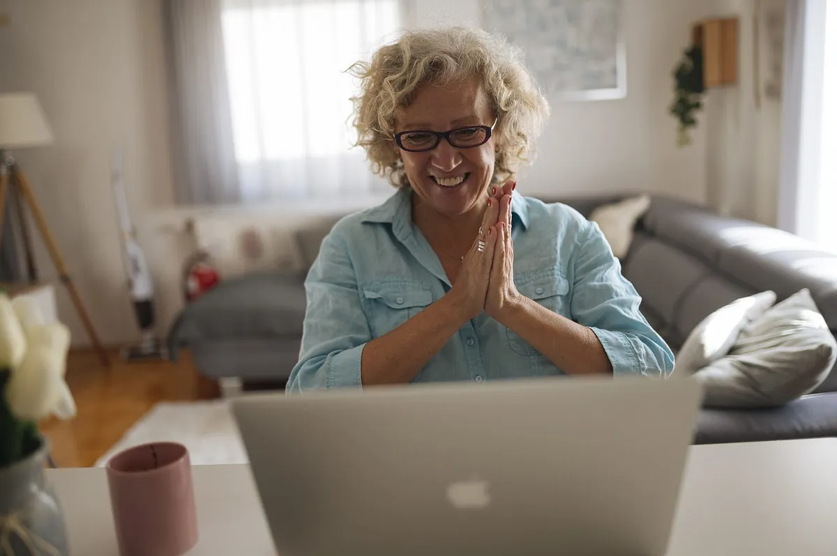 video call laptop