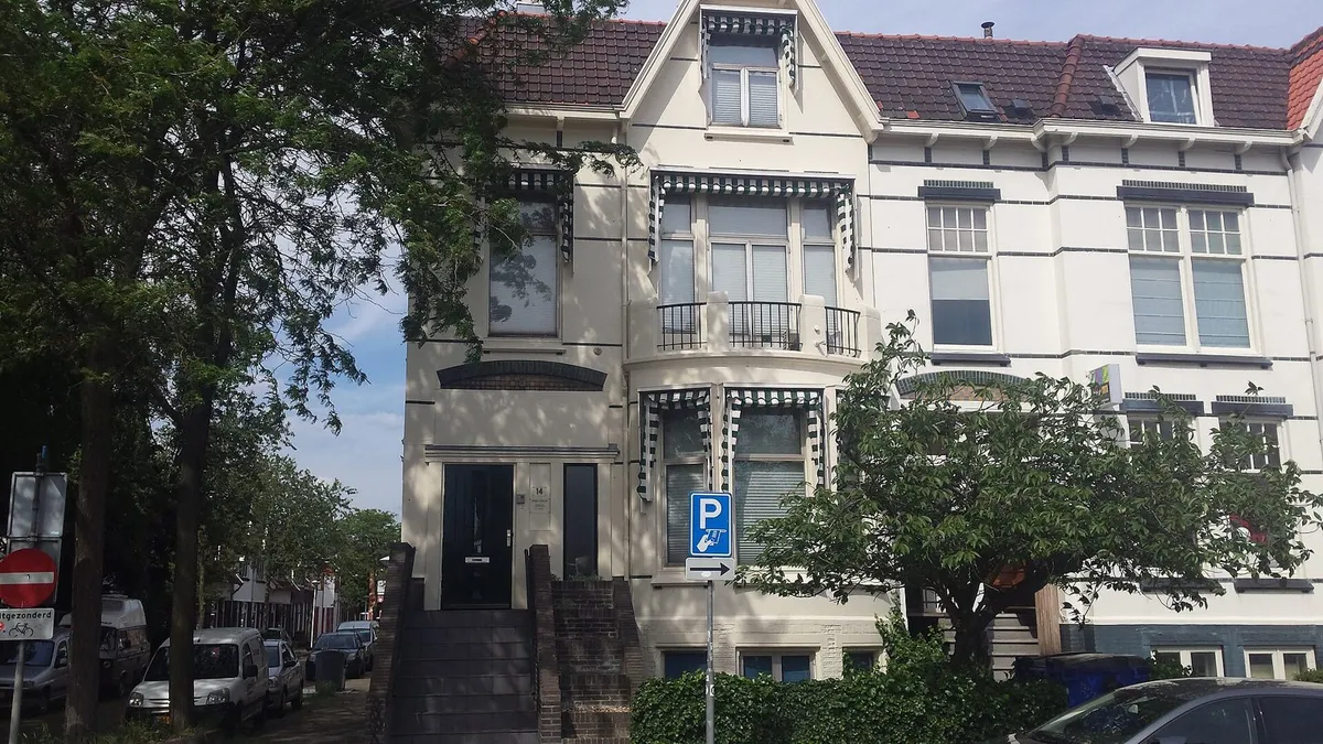 women's health clinic
