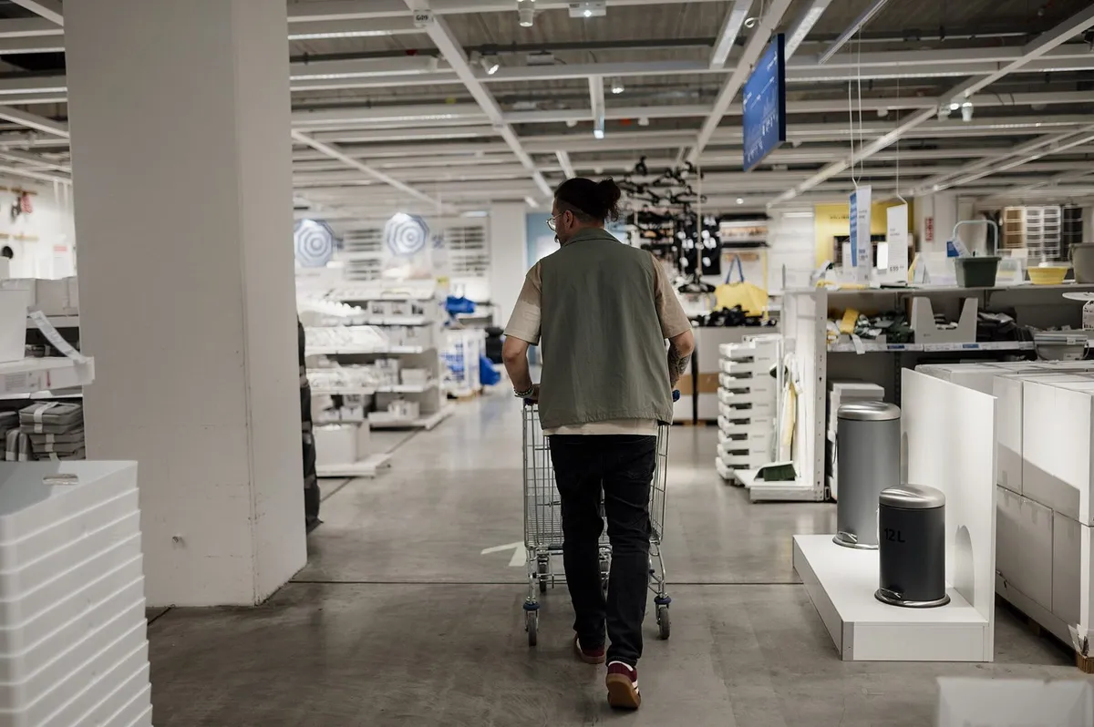 retail store aisle