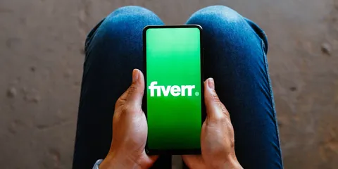 Reddit Users Discover Hidden Puzzle on Fiverr; CEO Offers One Bitcoin Prize