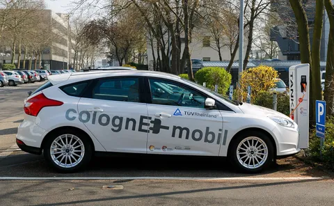 Legislation Threatens Tesla’s Direct Sales Privilege in Washington: A New Era for Electric Vehicle Competition