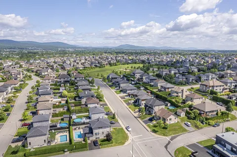 Zillow and Redfin’s Game-Changing Partnership: A New Era in Real Estate Technology