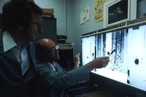 Pioneering Genetic Research and Industry Innovations: Celebrating Achievements from the University of Washington and Beyond