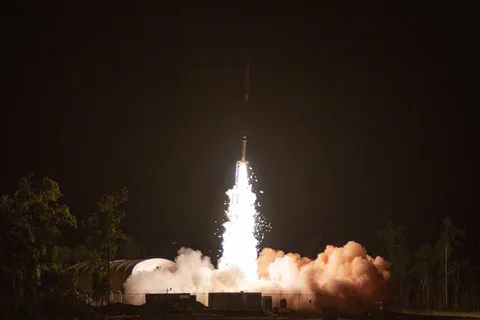 Blue Origin Celebrates Milestone 33rd New Shepard Mission Amidst Jeff Bezos’ Wedding Festivities