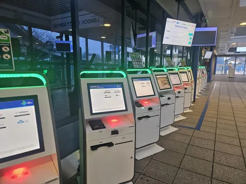 Revolutionizing Air Travel: United Airlines Launches Touchless ID at Sea-Tac Airport