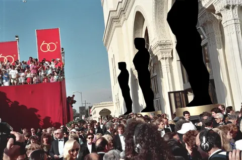 “Conan O’Brien’s Oscars: A Hilarious Roast of Amazon, Streaming Rivalries, and the Art of Meme-Creation”